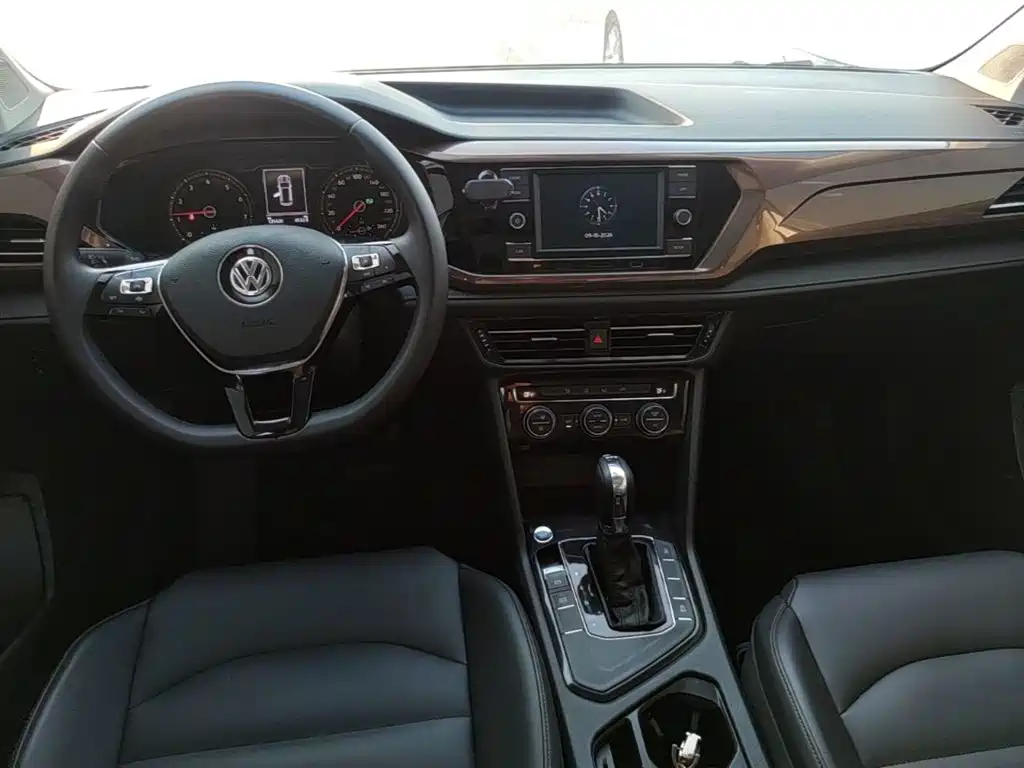 Volkswagen Tharu — миниатюра 13