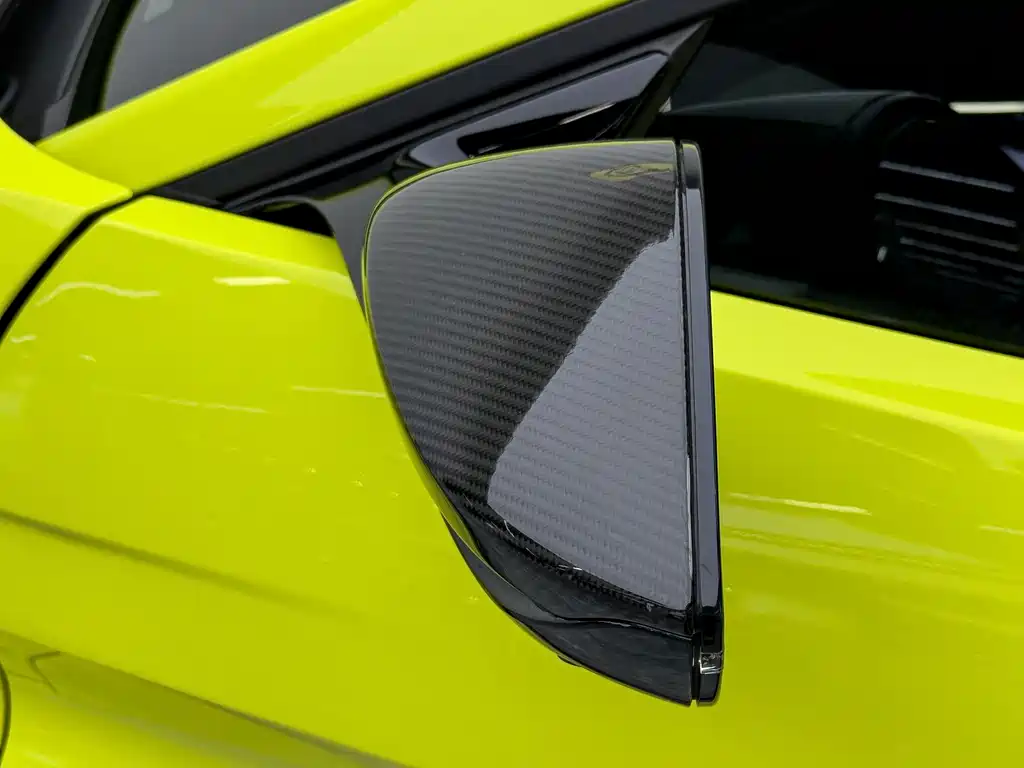 Aston Martin V8 Vantage — миниатюра 9