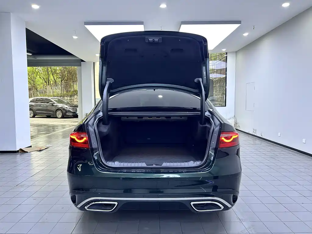 Jaguar XFL 2022 XFL 2.0T P200 Elite Luxury