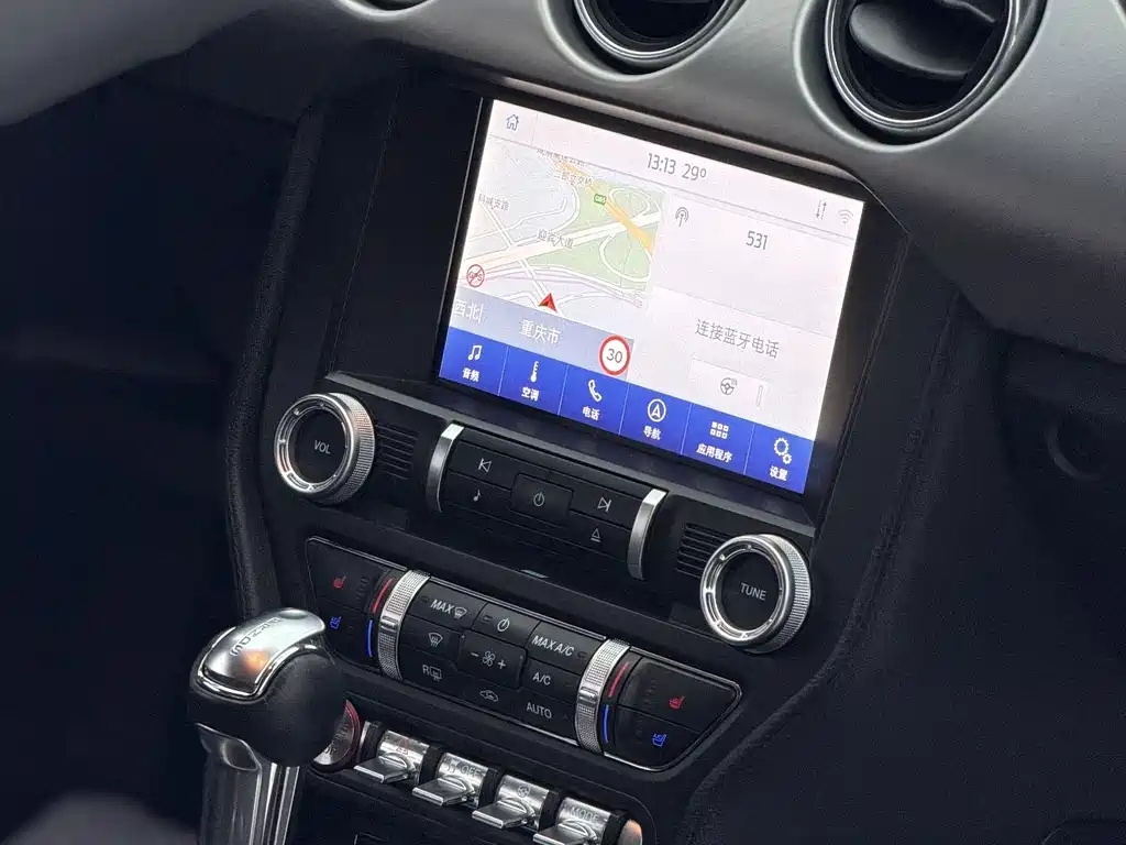 Ford Mustang — миниатюра 6