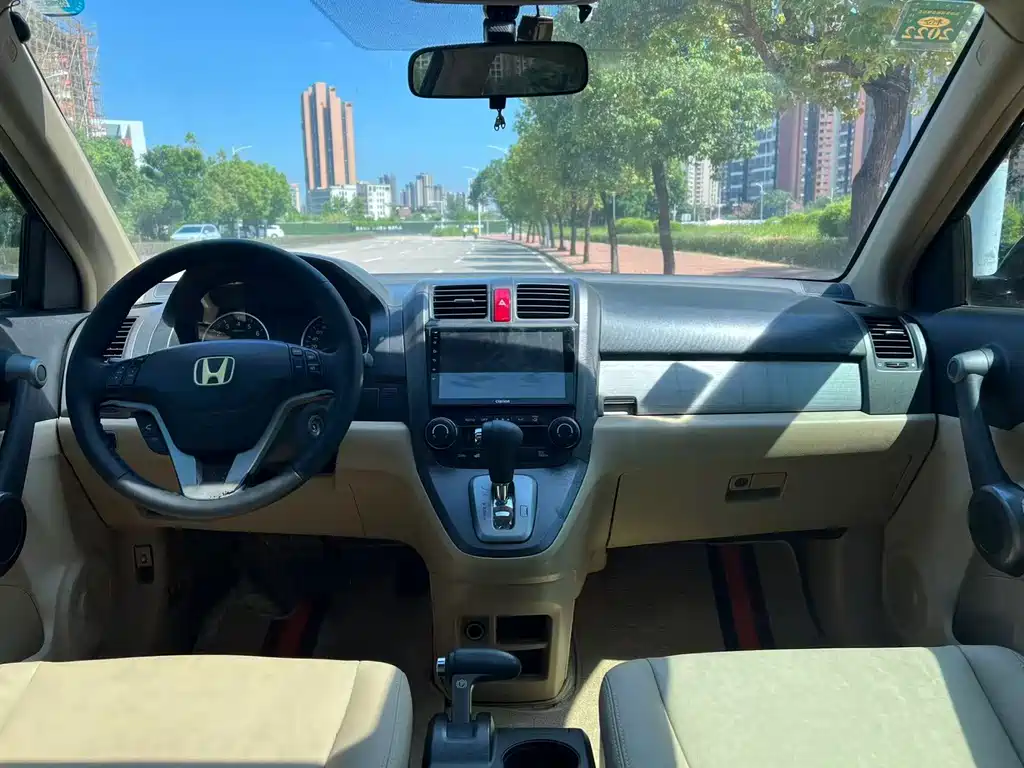 Honda CR-V — миниатюра 5