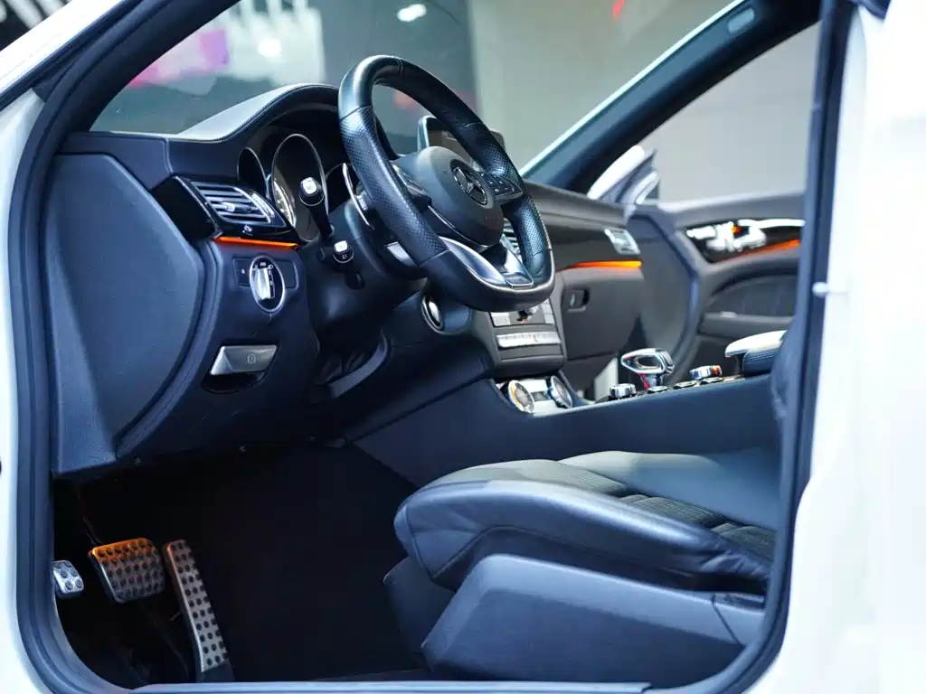 Mercedes-Benz CLS AMG — миниатюра 17