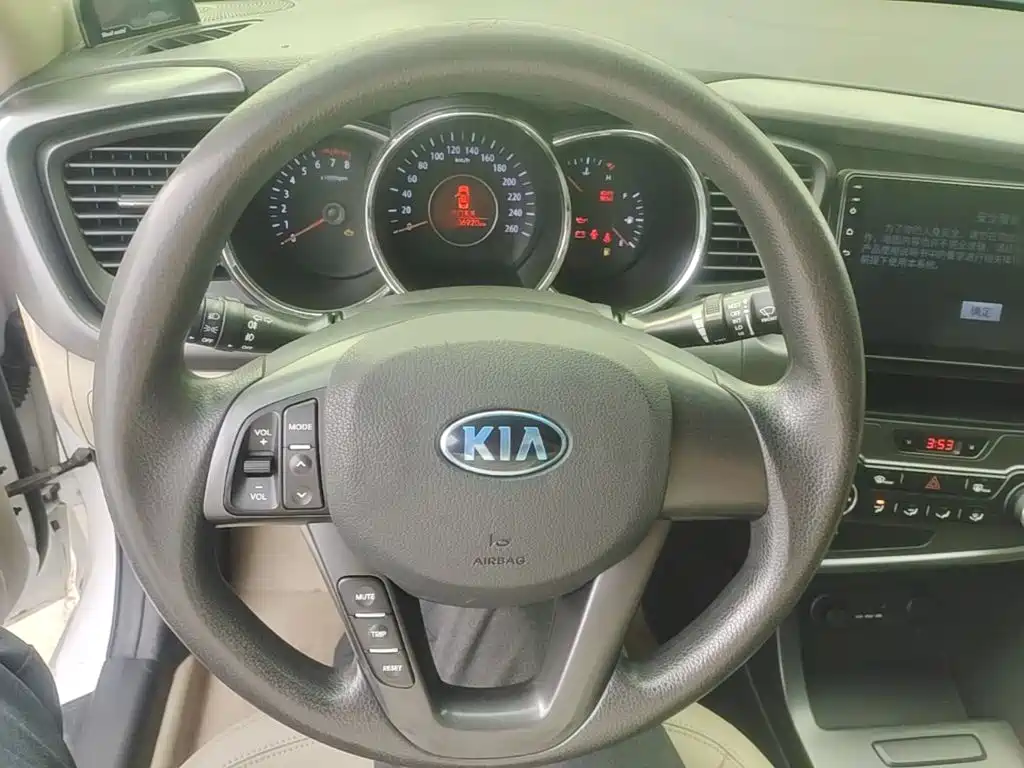 Kia K5 — миниатюра 11