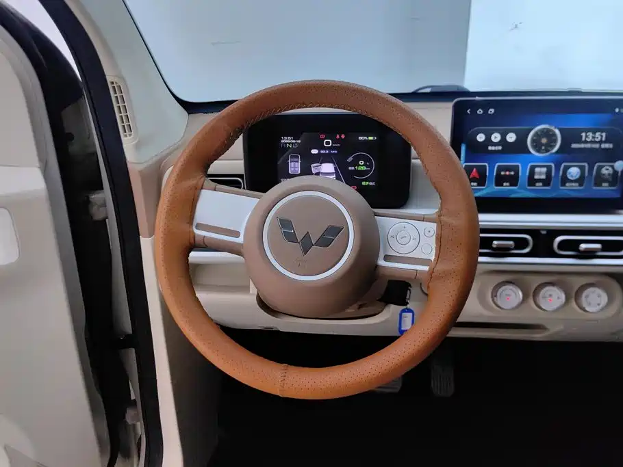 Wuling MINIEV — миниатюра 15