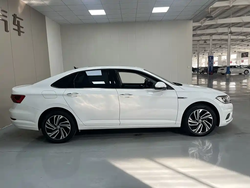 Volkswagen Sagitar — миниатюра 8
