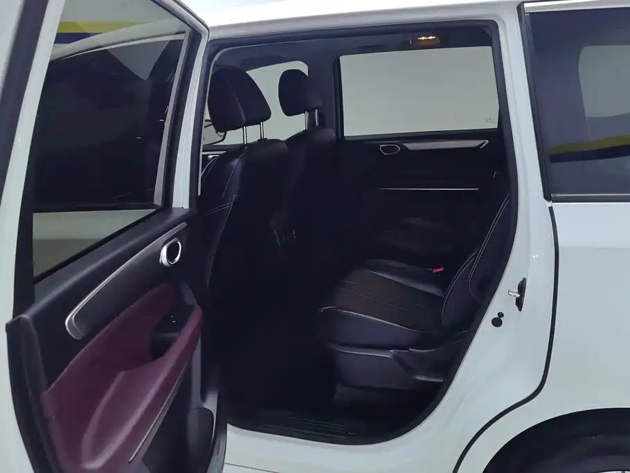 GAC Motor Trumpchi M6 — миниатюра 11