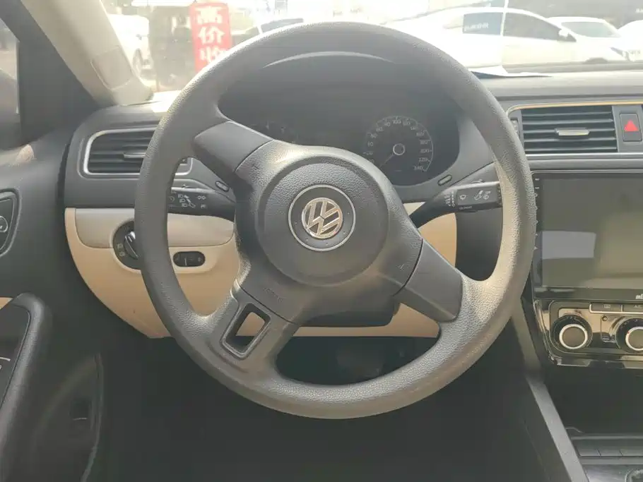 Volkswagen Sagitar — миниатюра 15