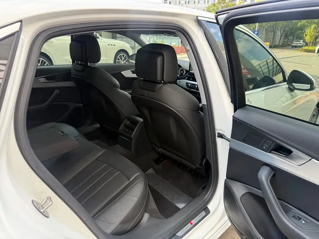 Audi A4L — миниатюра 41