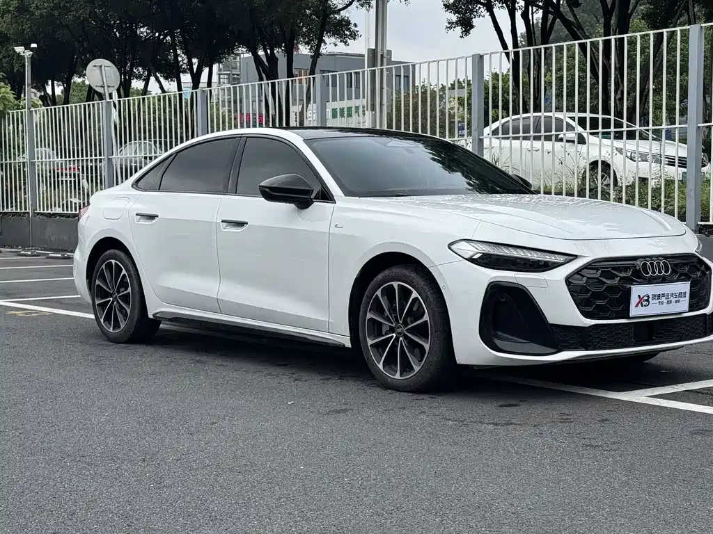 Audi Audi A5L — миниатюра 7