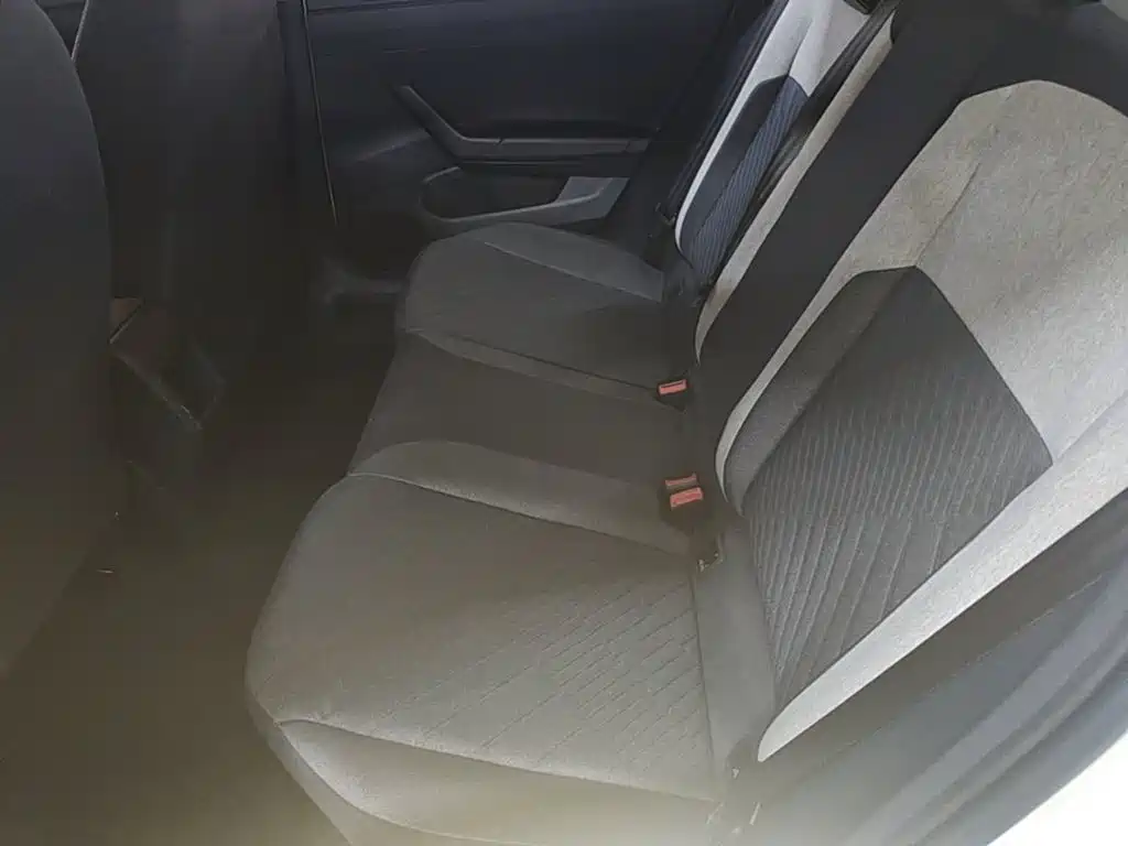 Volkswagen Lavida — миниатюра 17