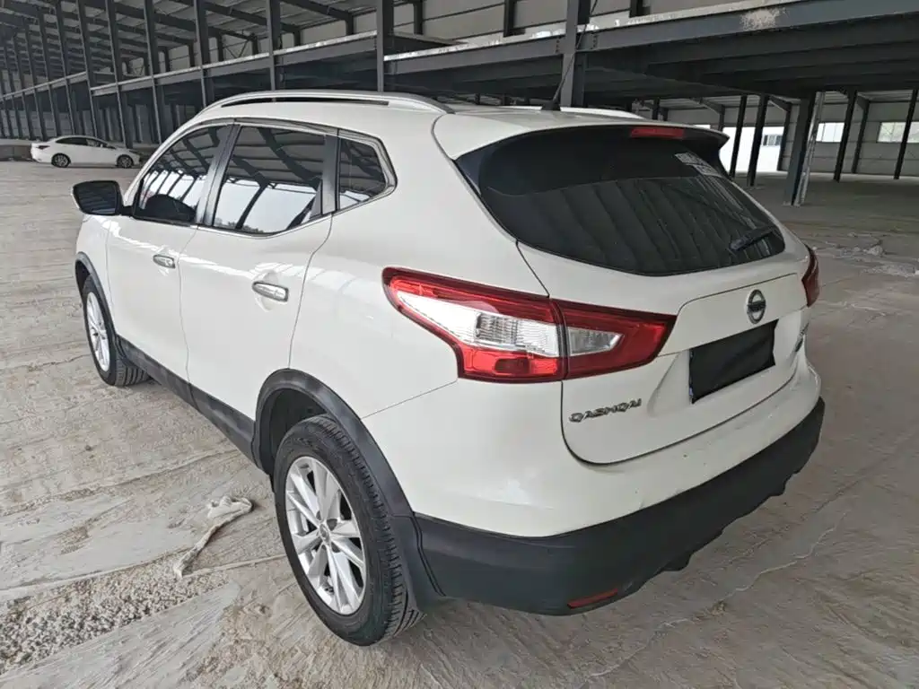 Nissan Qashqai — миниатюра 5