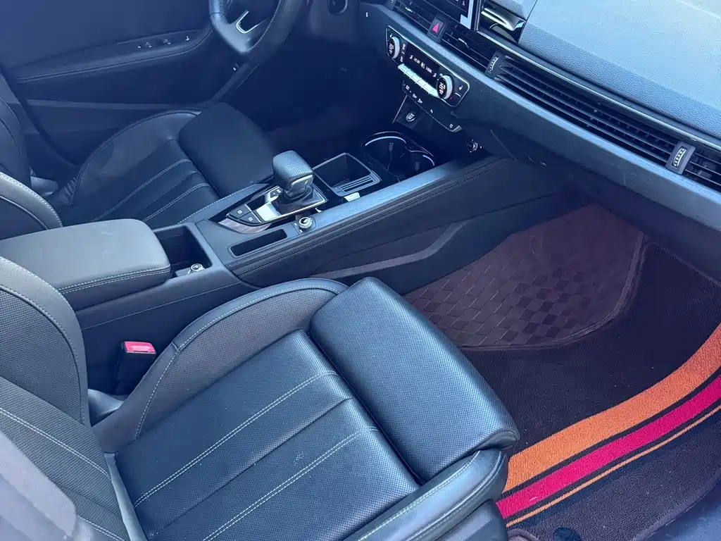 Audi A4L — миниатюра 12