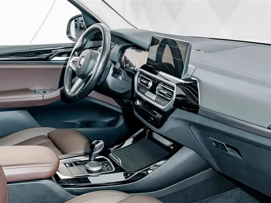 BMW X3 — миниатюра 17