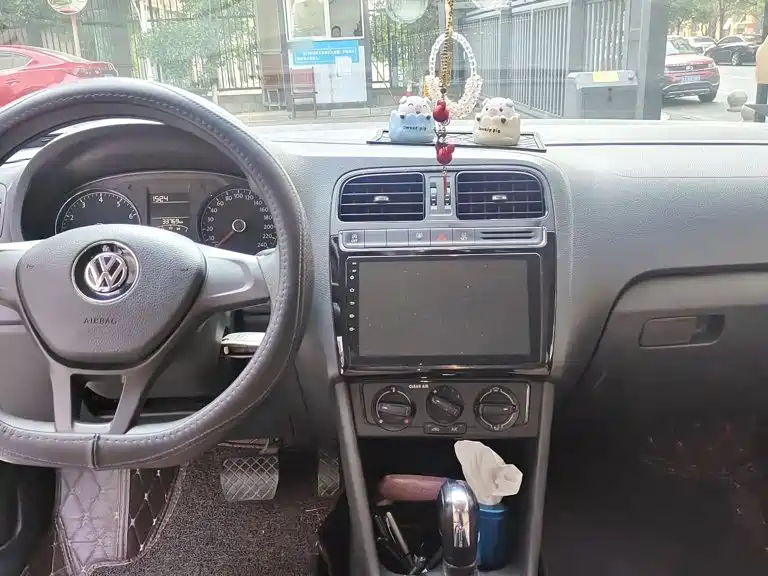 Volkswagen Polo — миниатюра 10