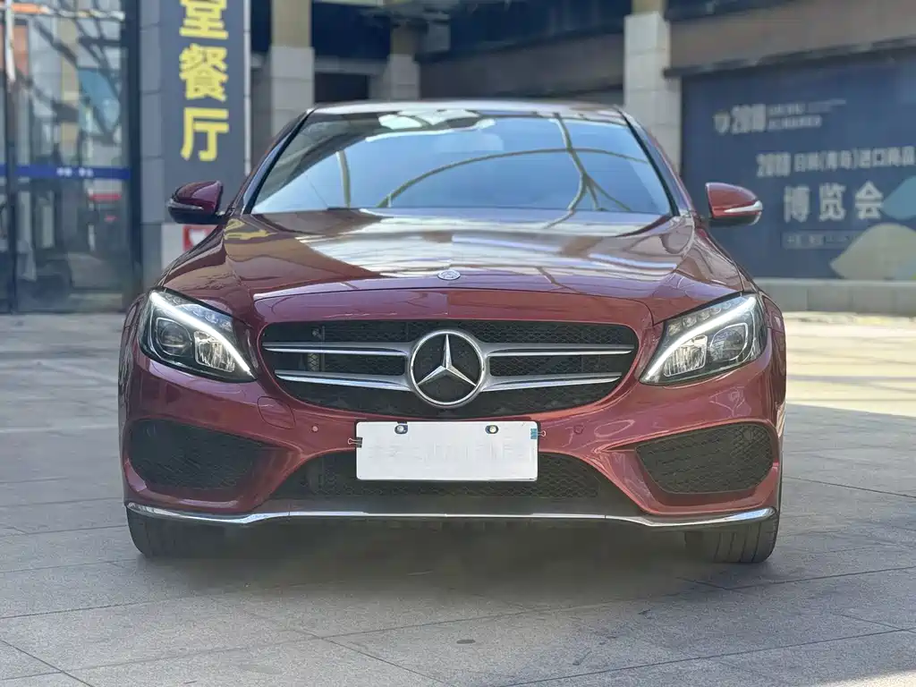 Mercedes-Benz C-Class — миниатюра 2