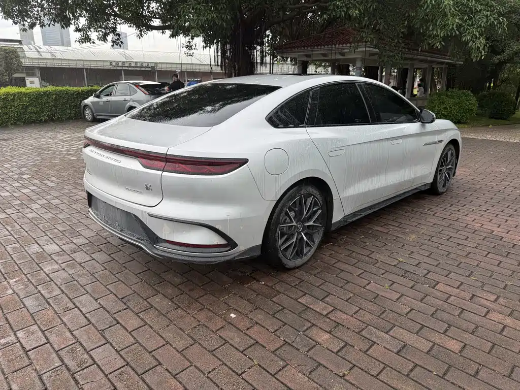 BYD Han 2022 EV 610KM Premium