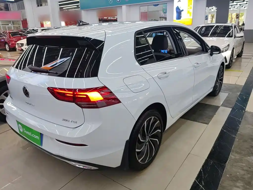 Volkswagen Golf — миниатюра 7