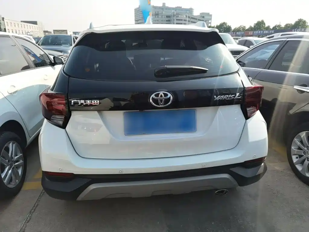 Toyota Yaris L — миниатюра 6