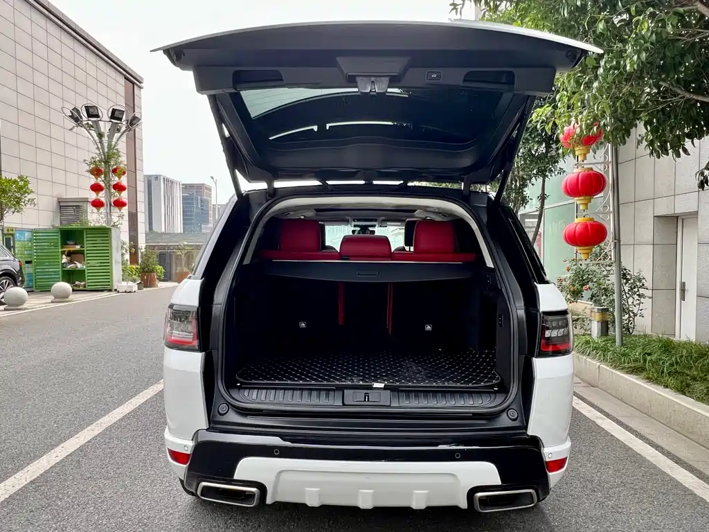 Land Rover Range Rover Sport 2021 3.0 L6 HST