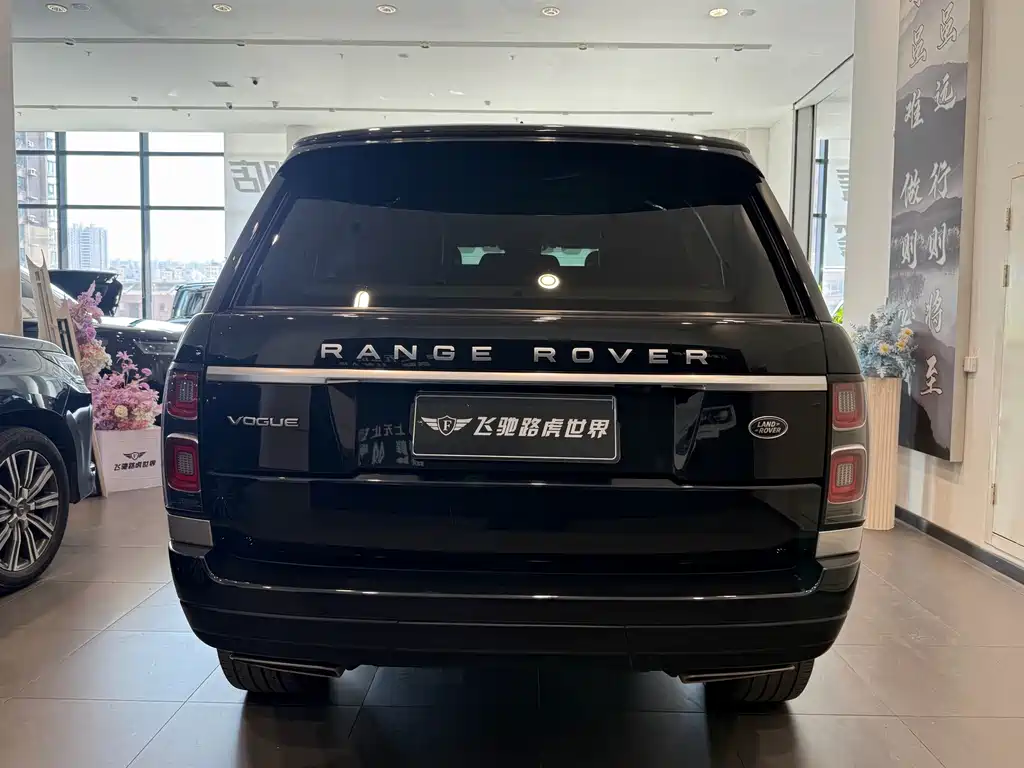 Land Rover Range Rover — миниатюра 22