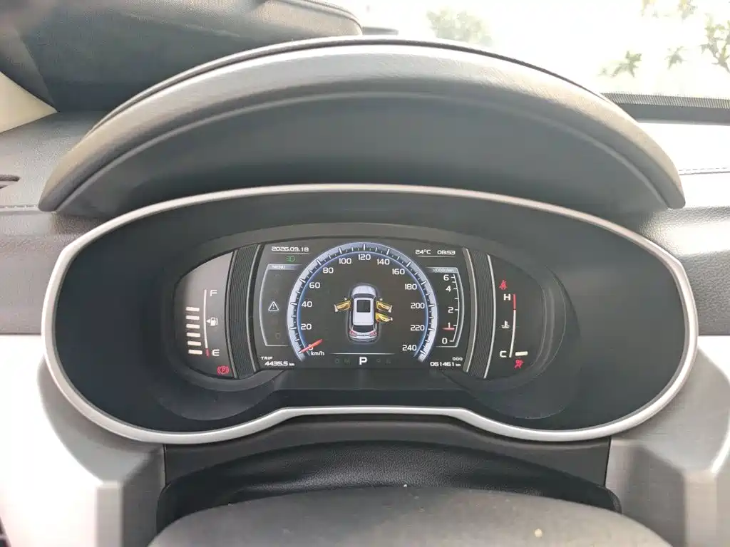 Geely Boyue — миниатюра 7
