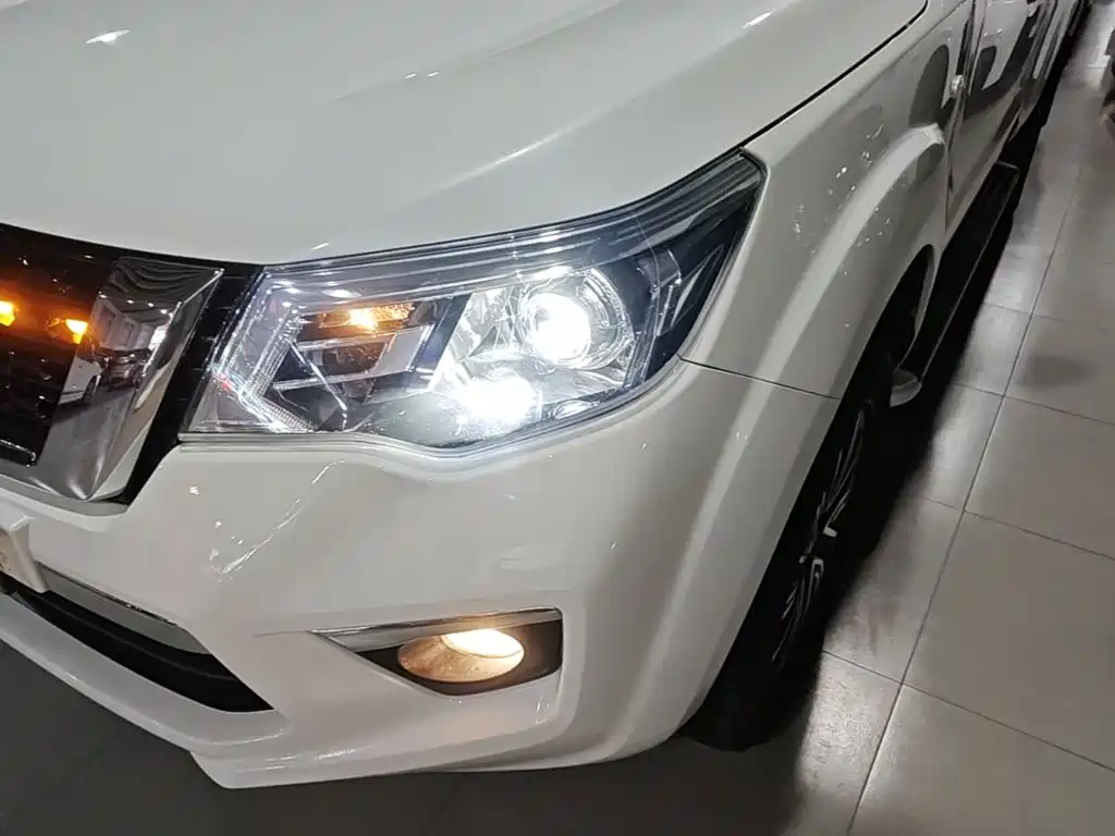 Nissan Terra — миниатюра 24