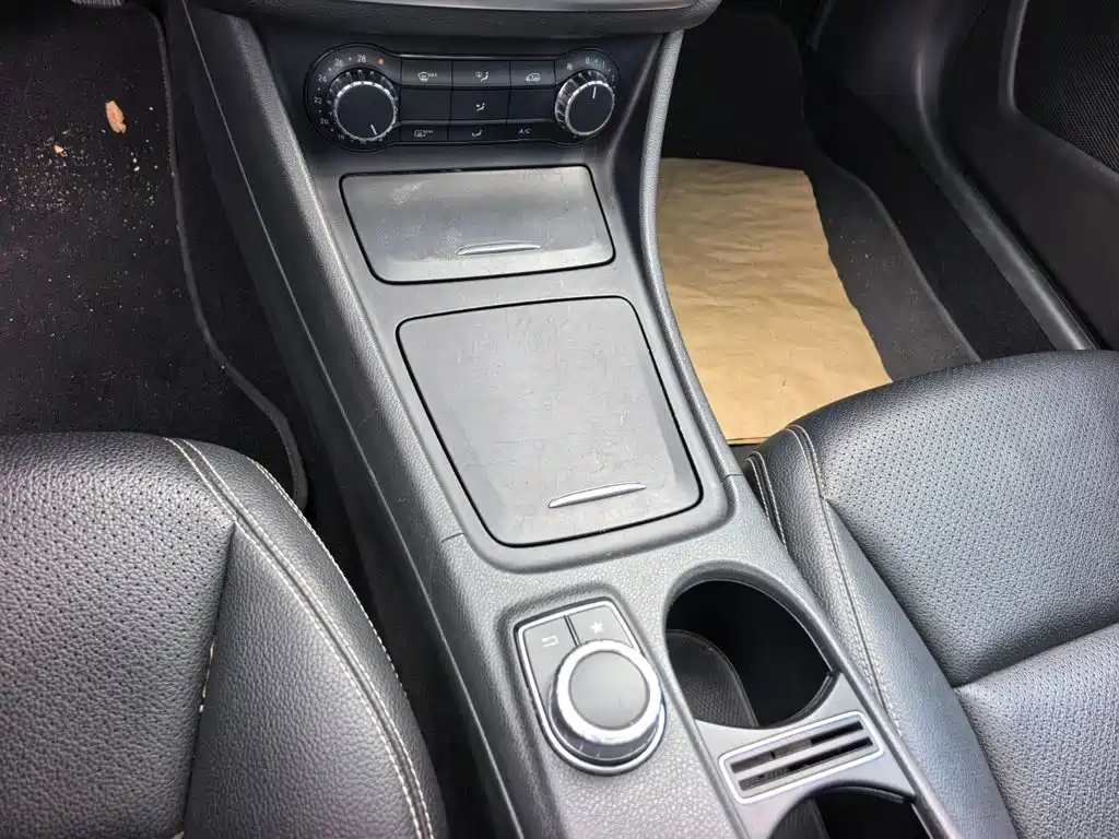 Mercedes-Benz GLA — миниатюра 14