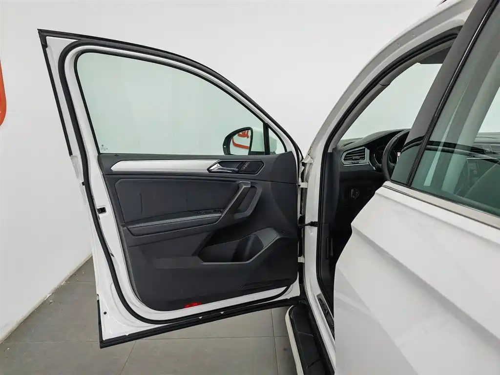 Volkswagen Tiguan L L 2018 280TSI AT Comfort