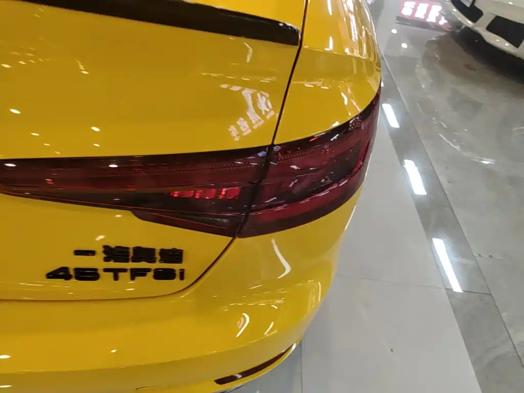 Audi A4L — миниатюра 8