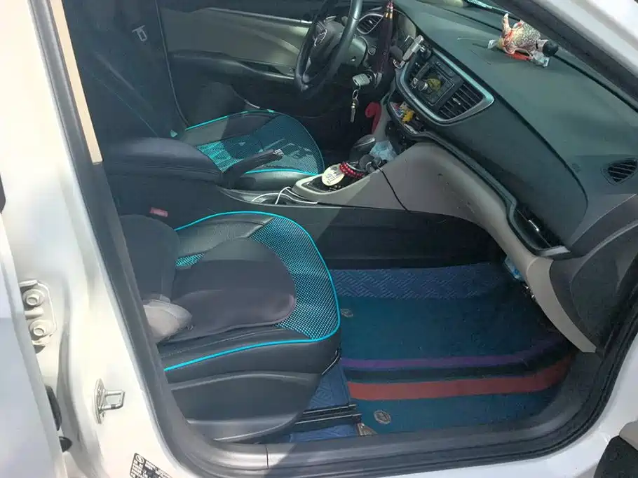 Buick Excelle — миниатюра 8