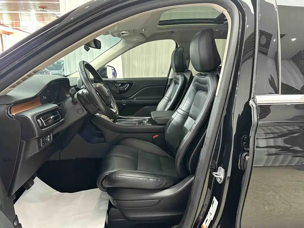 Lincoln Aviator 2020 3.0T V6