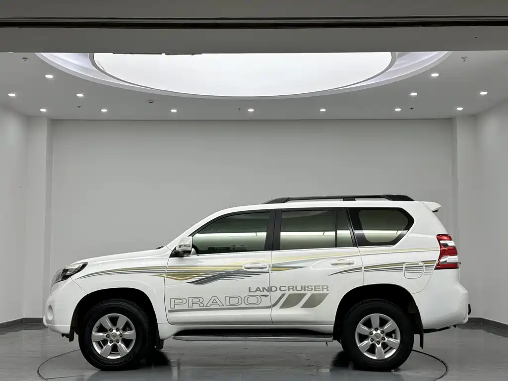 Toyota Land Cruiser Prado 2014 4.0L AT TX-L NAVI