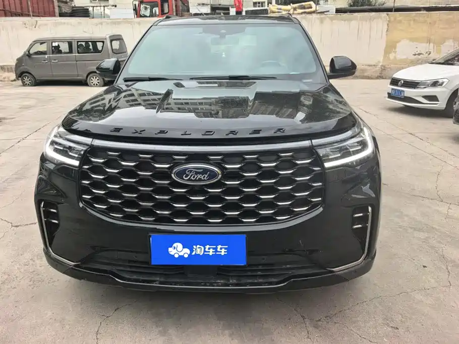Ford Explorer — миниатюра 2