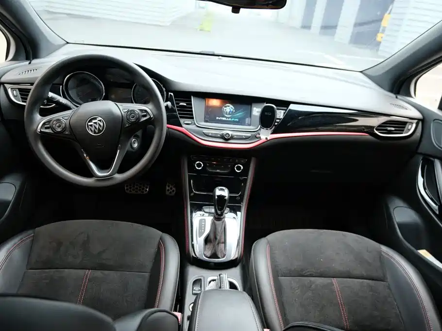 Buick Verano — миниатюра 13
