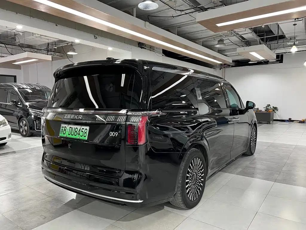 ZEEKR EXTREME KRYPTON 009