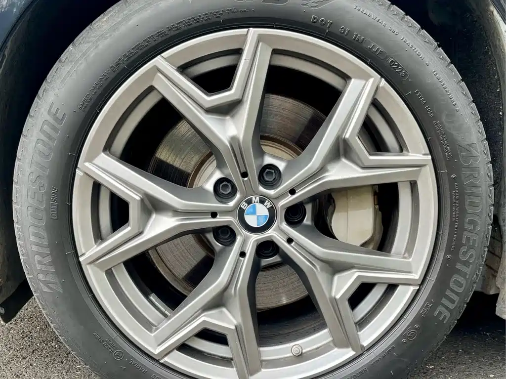 BMW i3 — миниатюра 12