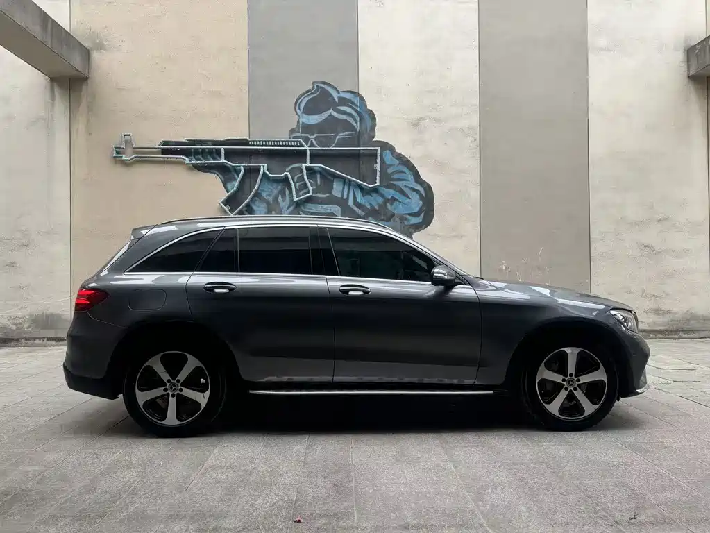 Mercedes-Benz GLC 2018 GLC 260 4MATIC Luxury