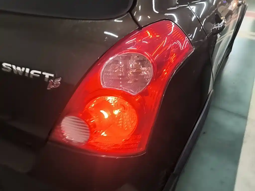 Suzuki Swift — миниатюра 8