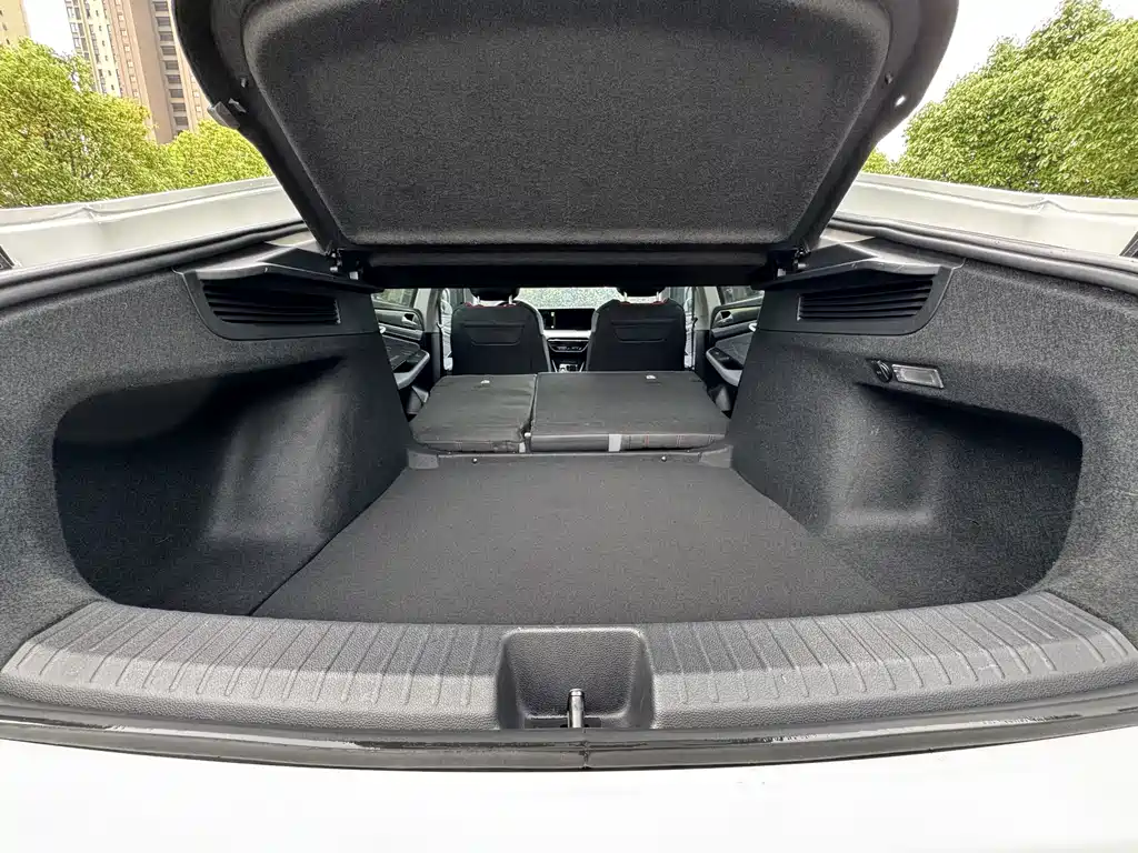 Volkswagen Lamando — миниатюра 25