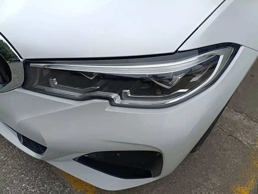 BMW 3 Series — миниатюра 24
