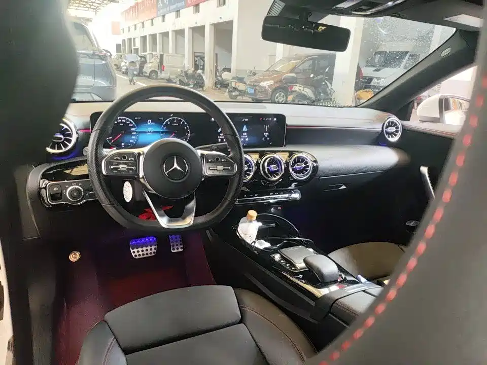 Mercedes-Benz CLA (Import) — миниатюра 2