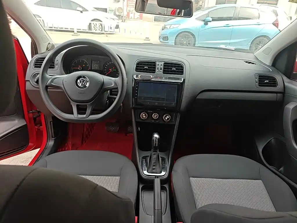 Volkswagen Polo — миниатюра 10