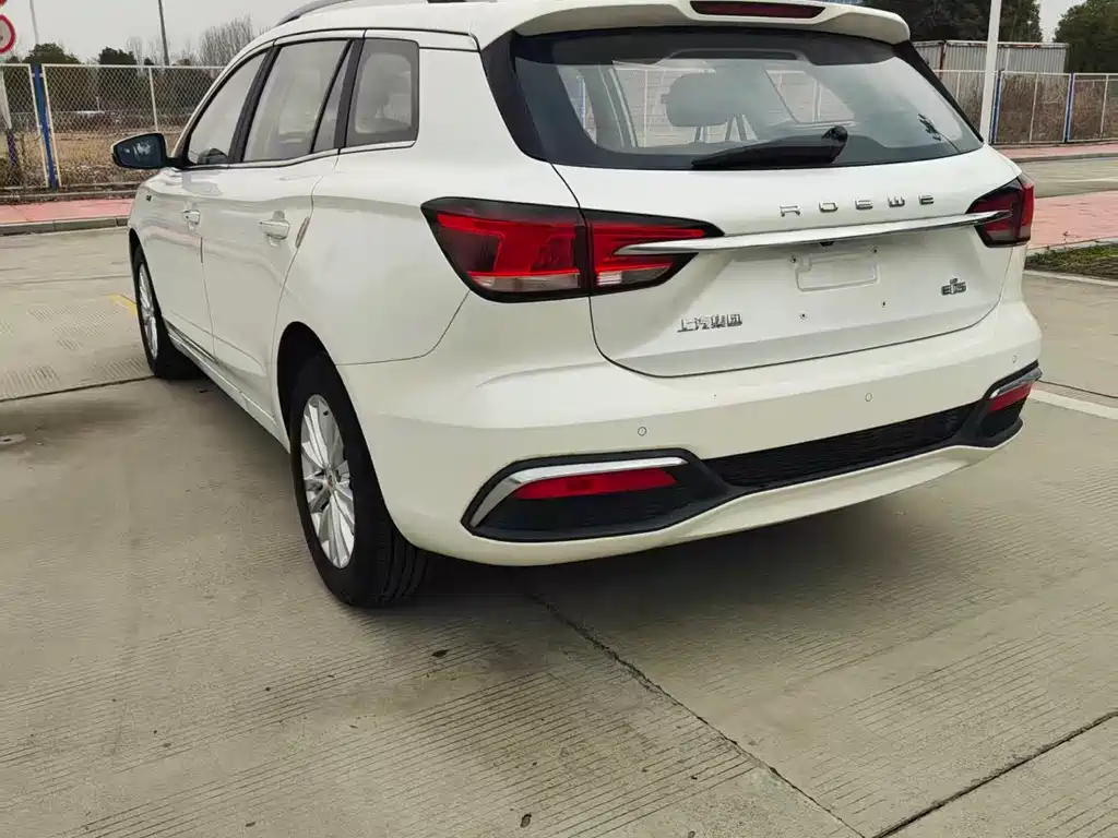 ROEWE EI5