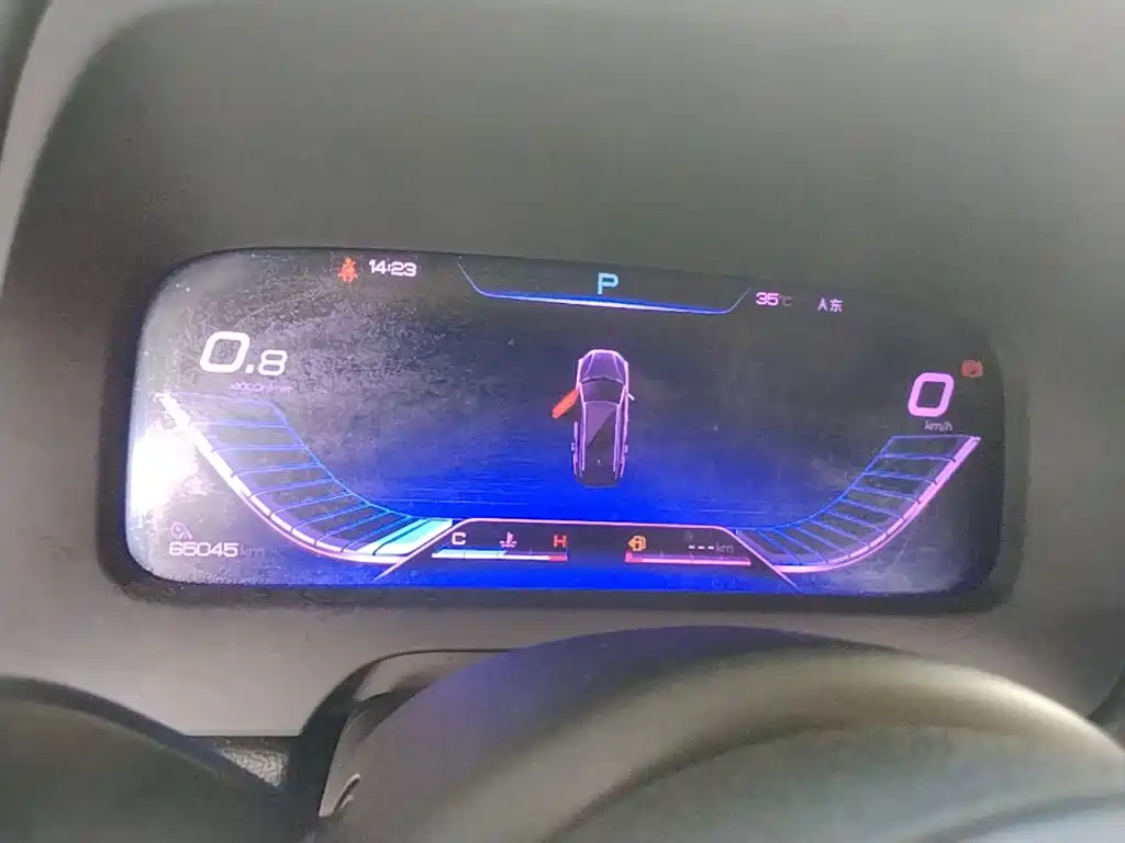 BYD Tang — миниатюра 12