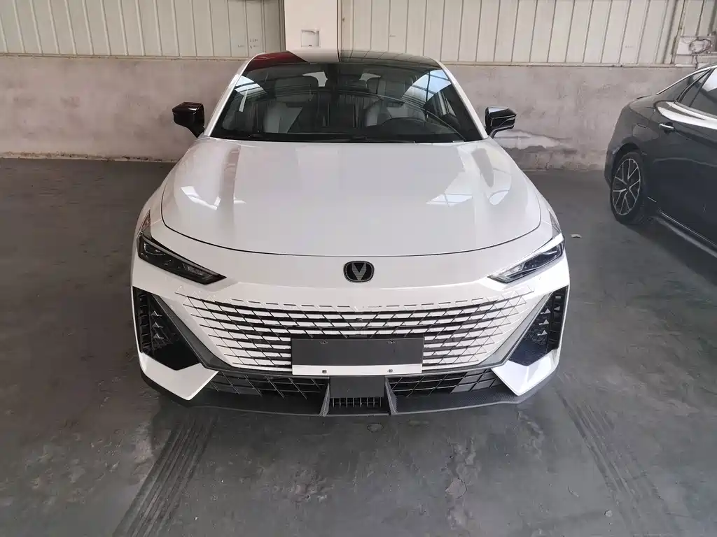 Changan UNI-V — миниатюра 2