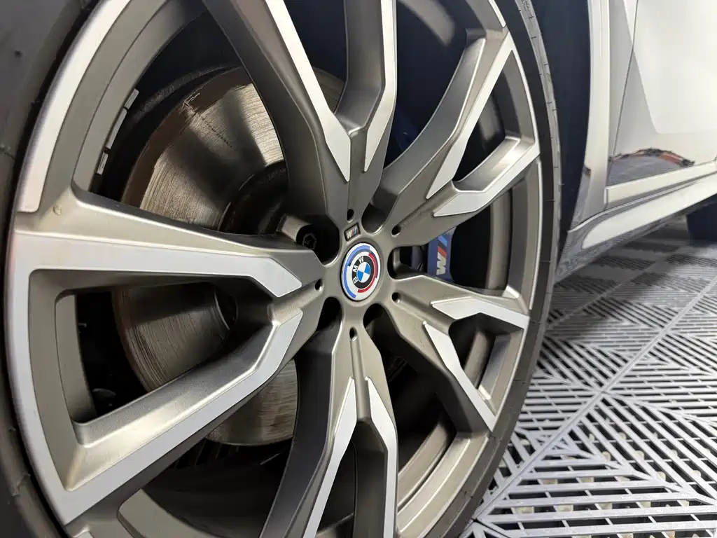 BMW X7 — миниатюра 15