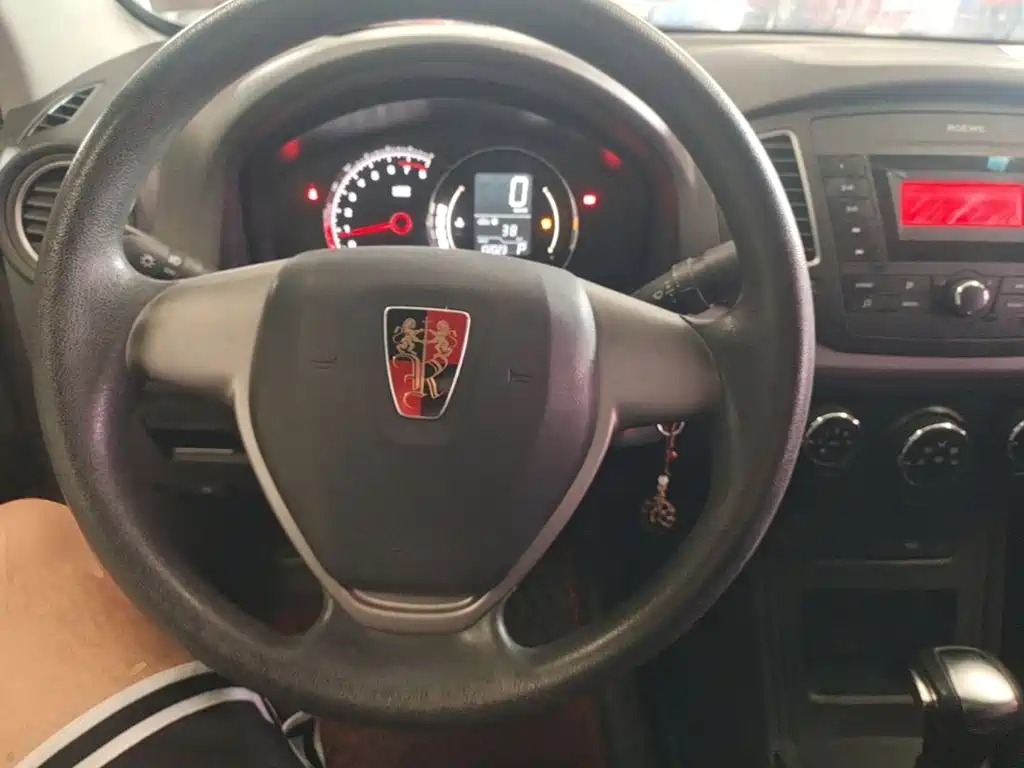Roewe 350 — миниатюра 11
