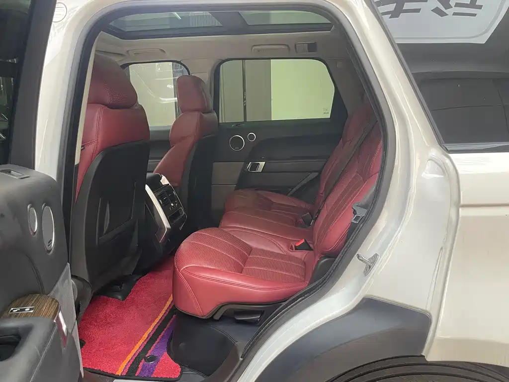 Land Rover Sport — миниатюра 11