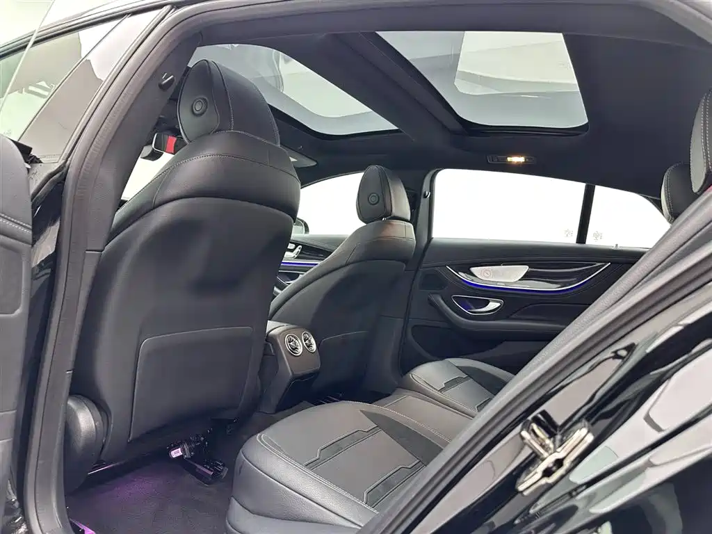 MERCEDES-BENZ AMG GT