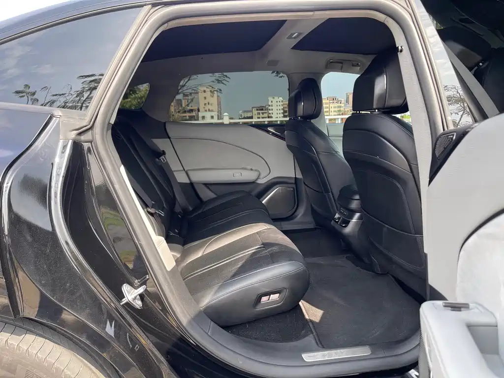 ZEEKR EXTREME KRYPTON 007